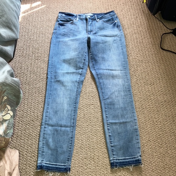 ARTICLES OF SOCIETY SKINNY 26 waist - Picture 3 of 7